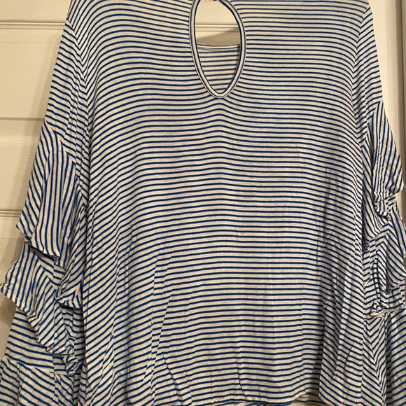 Striped Ruffled Sleeve Top - Picture 2 of 5